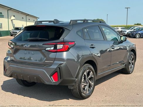Used 2024 Subaru Crosstrek 2.0i Premium AWD/4WD image 6