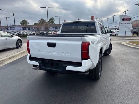 New 2025 Toyota Tacoma TRD Sport image 5