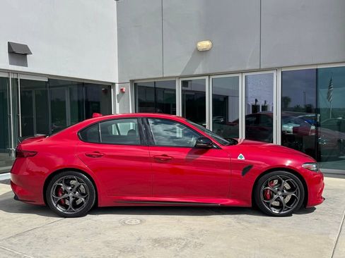 Used 2022 Alfa Romeo Giulia Quadrifoglio w/ Active Assist Plus Package image 9