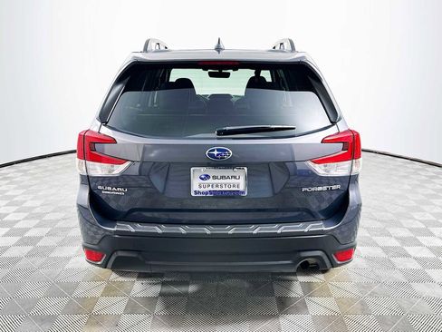 Used 2020 Subaru Forester Premium image 6