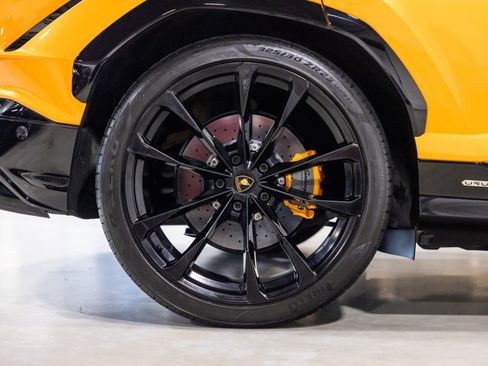 Used 2024 Lamborghini Urus S AWD/4WD image 27