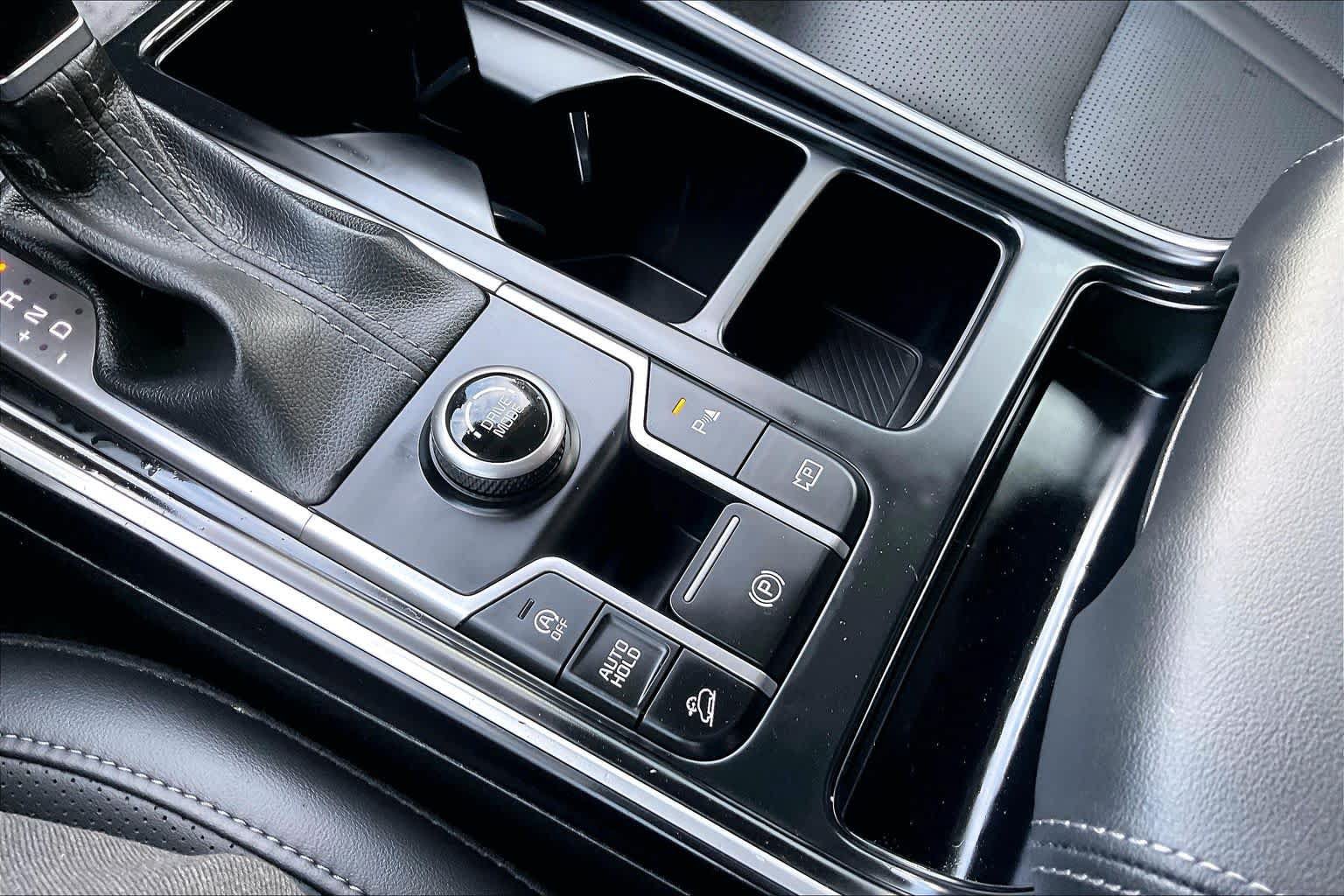Used 2025 Kia Sorento S w/ Panoramic Sunroof Package FWD image 35