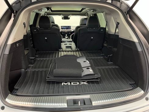 Certified 2023 Acura MDX SH-AWD w/ Advance Package image 19