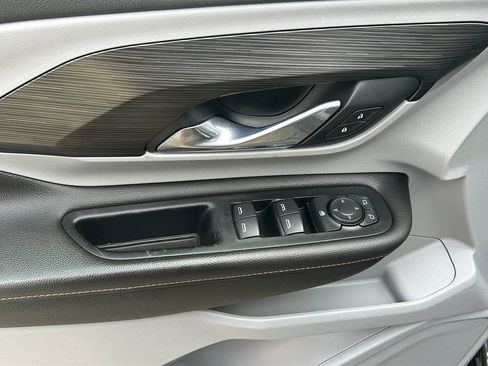 Used 2020 GMC Terrain SLT image 16