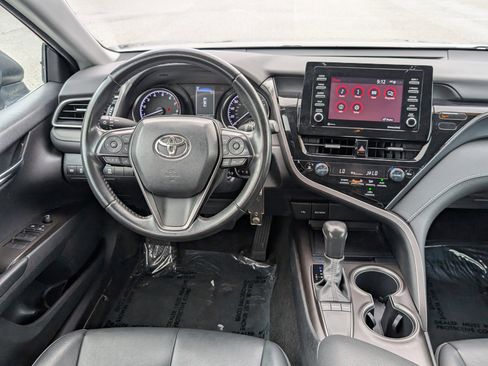 Used 2023 Toyota Camry SE image 15