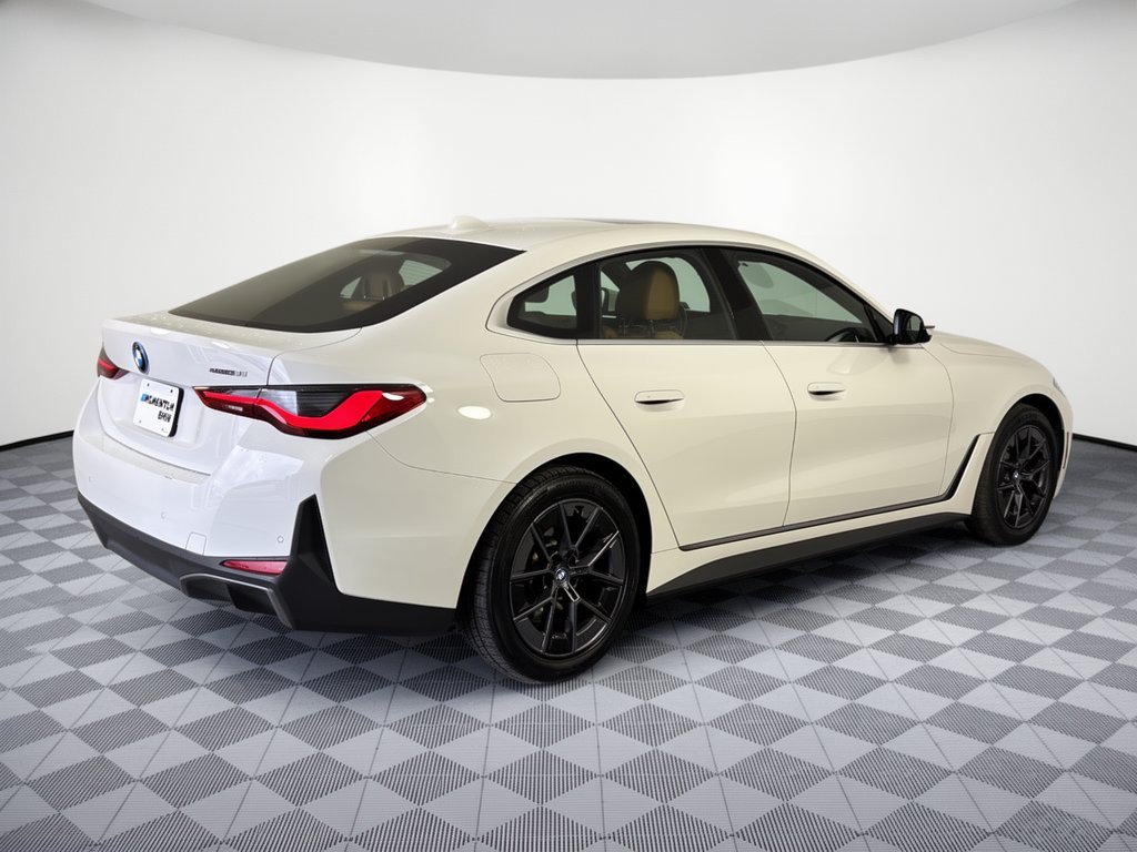 Used 2023 BMW i4 eDrive35 w/ Premium Package RWD image 9