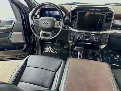 Used 2021 Ford F150 Lariat w/ Equipment Group 502A High AWD/4WD image 17