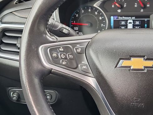 Used 2018 Chevrolet Equinox Premier image 27