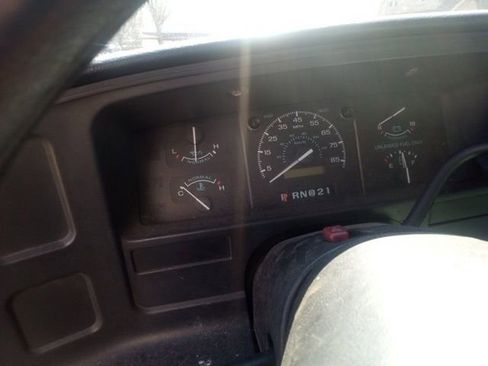 Used 1993 Ford E-350 and Econoline 350 image 11