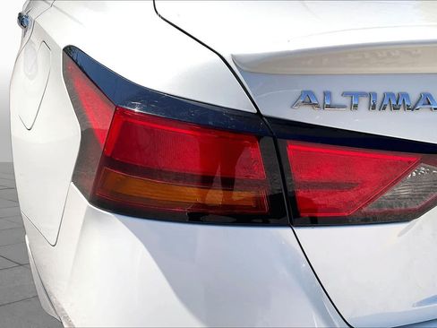 Used 2019 Nissan Altima 2.5 SV FWD image 28