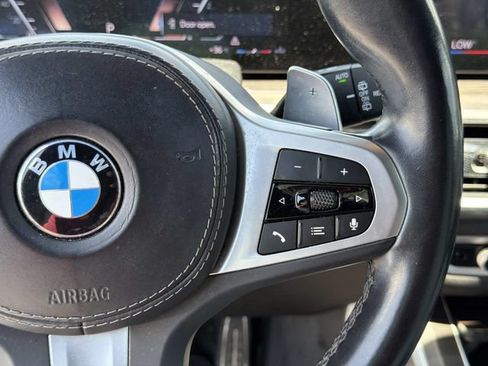 Used 2023 BMW X7 xDrive40i w/ M Sport Package AWD/4WD image 30