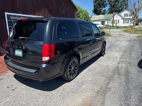 Used 2015 Dodge Grand Caravan SXT FWD image 8