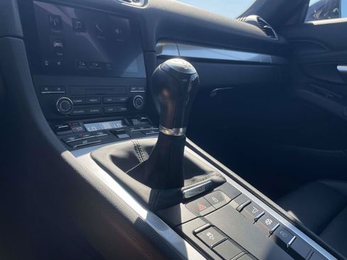 Used 2025 Porsche 718 Cayman RWD image 28