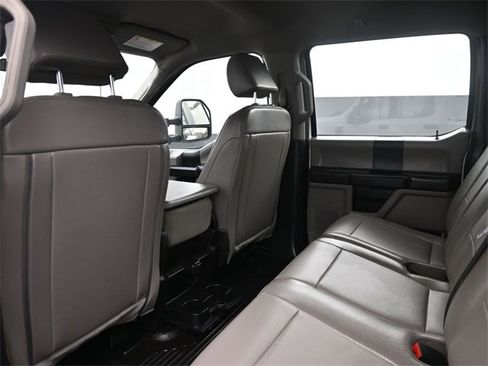 Used 2022 Ford F250 XL w/ Power Equipment Group image 11