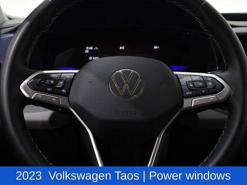 Used 2023 Volkswagen Taos SE image 9