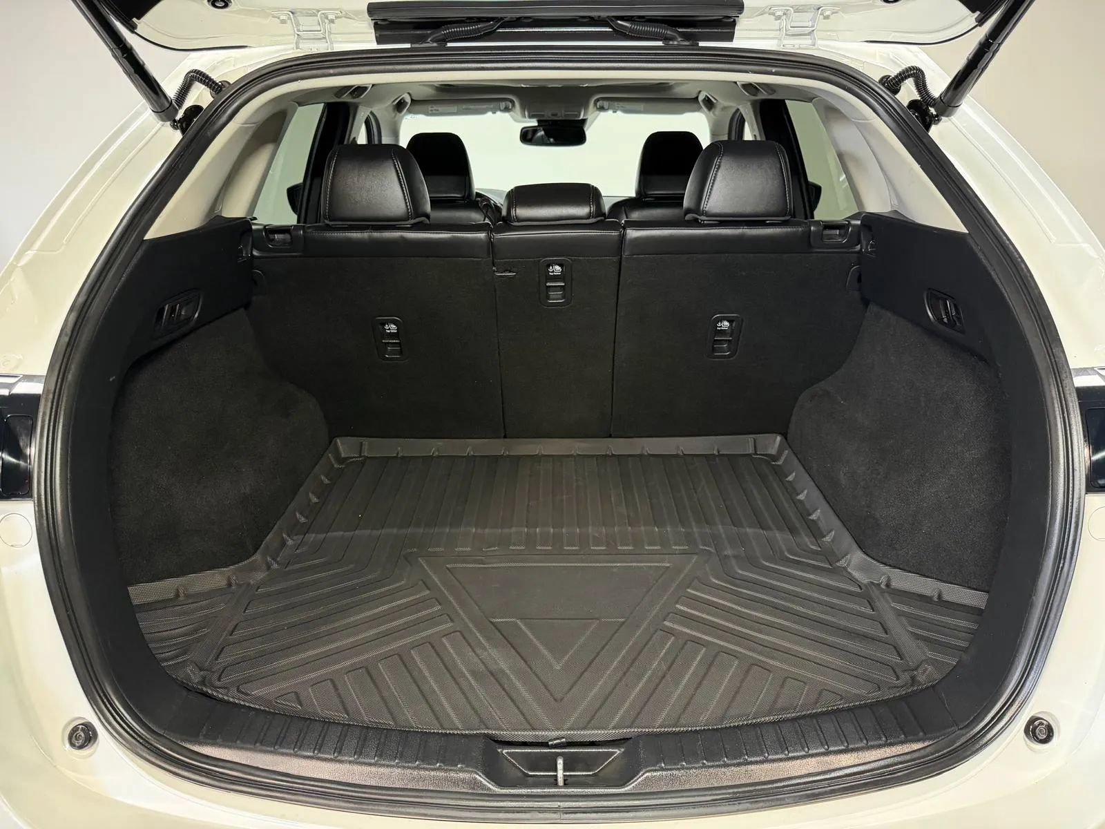 Used 2019 MAZDA CX-5 Touring AWD/4WD image 13