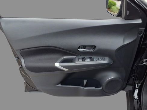 Certified 2024 Nissan Kicks SV FWD image 16