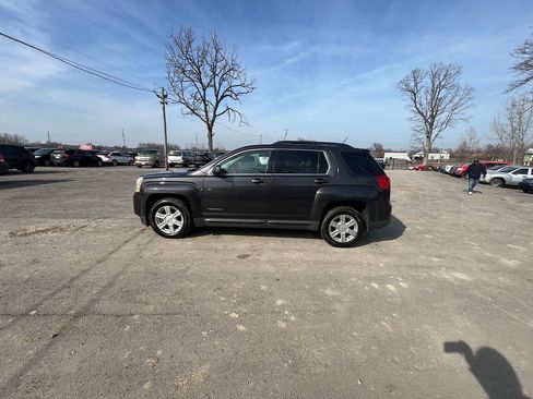 Used 2014 GMC Terrain SLE w/ Convenience Package AWD/4WD image 4