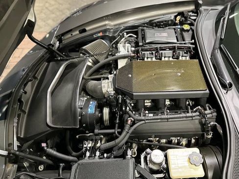 Used 2015 Chevrolet Corvette Z06 w/ 3LZ Preferred Equipment Group RWD image 81