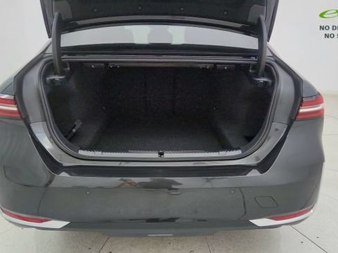 Used 2025 BMW 530i RWD image 14