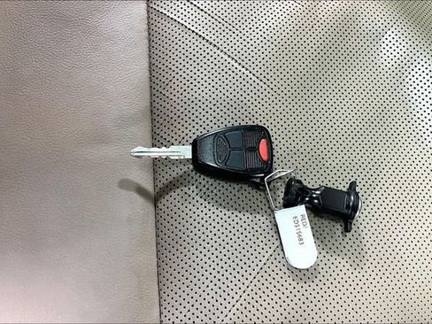Used 2014 Jeep Compass Limited w/ Sun/Sound Group FWD image 30