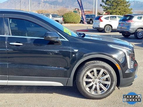 Used 2019 Cadillac XT4 Premium Luxury image 2