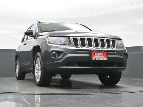Used 2016 Jeep Compass Sport w/ Power Value Group AWD/4WD image 29