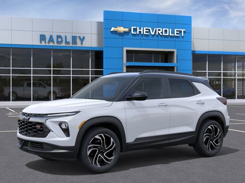 New 2026 Chevrolet TrailBlazer RS w/ Driver Confidence Package AWD/4WD image 2