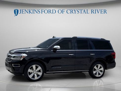 Used 2024 Ford Expedition Platinum AWD/4WD image 9
