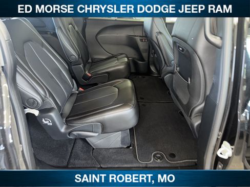 New 2027 Chrysler Pacifica Select AWD/4WD image 30