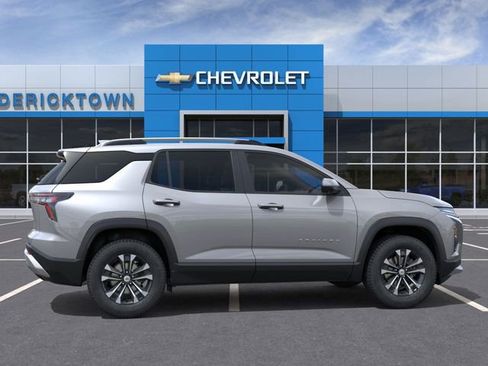 New 2026 Chevrolet Equinox LT w/ Convenience Package II image 5