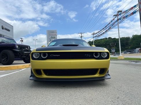 Used 2021 Dodge Challenger R/T Scat Pack image 2