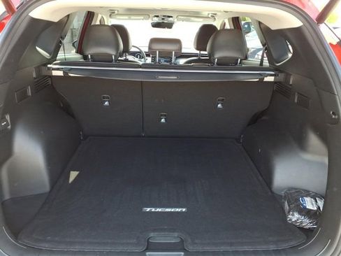 Used 2023 Hyundai Tucson SEL w/ Convenience Package FWD image 6