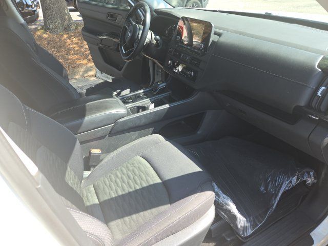 Certified 2024 Nissan Pathfinder S AWD/4WD image 20