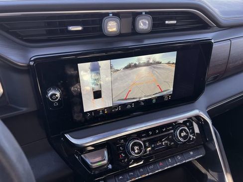 Used 2023 GMC Sierra 1500 Denali Ultimate image 16