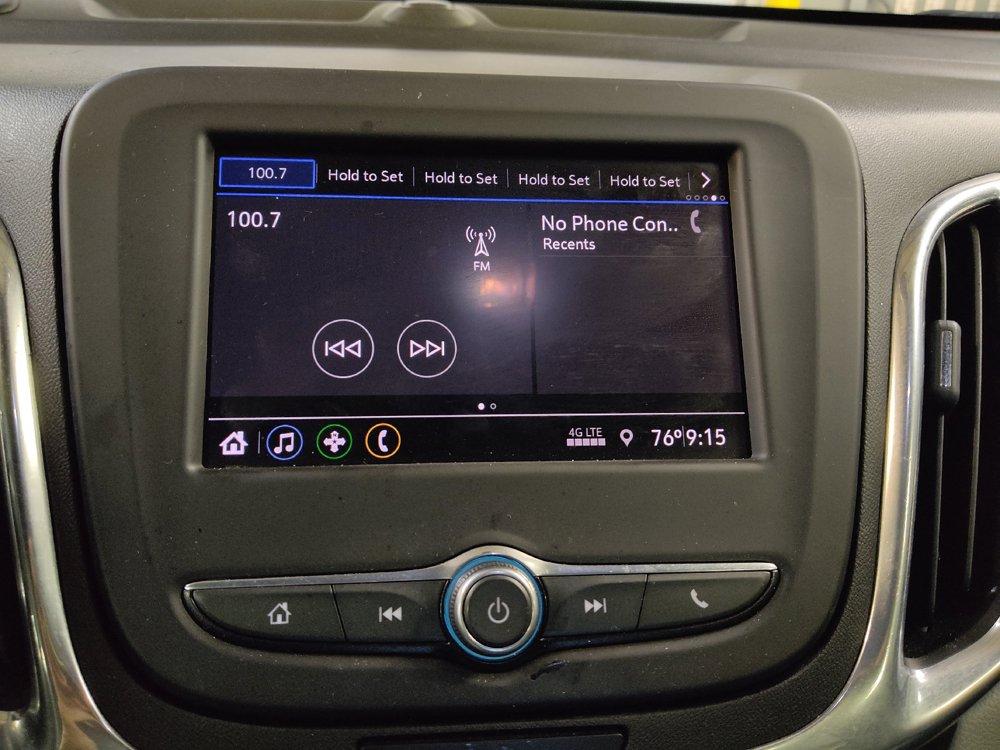 Used 2020 Chevrolet Equinox LS FWD image 25