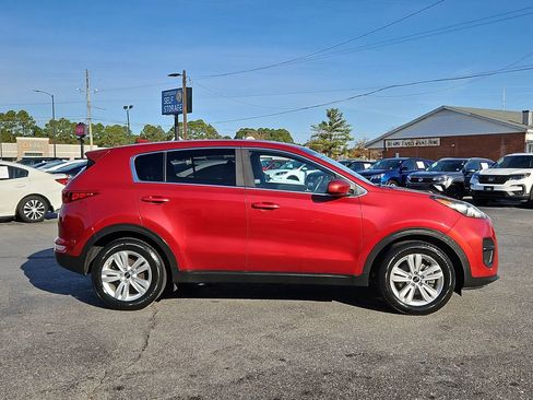 Used 2019 Kia Sportage LX image 8