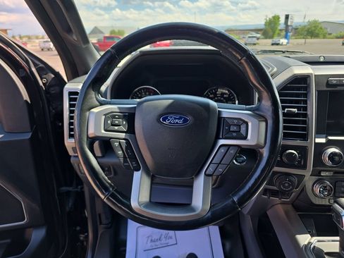 Used 2018 Ford F150 Platinum w/ Equipment Group 701A Luxury AWD/4WD image 17
