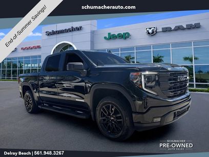 Used 2024 GMC Sierra 1500 Elevation w/ LPO, Elevation Black Package