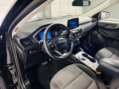 Used 2025 Ford Escape Active image 23