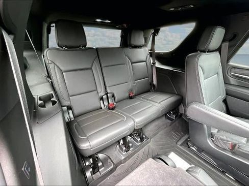 Used 2024 GMC Yukon Denali w/ Denali Reserve Package AWD/4WD image 25