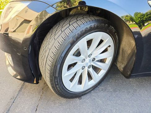 Used 2018 Tesla Model S 75D image 21