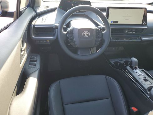 New 2026 Toyota Prius XLE image 10