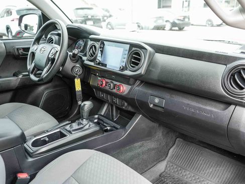 Used 2023 Toyota Tacoma SR image 13