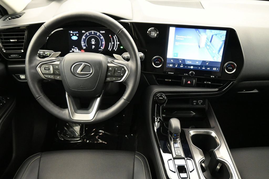 Used 2025 Lexus NX 250 FWD w/ Cold Area Package image 5