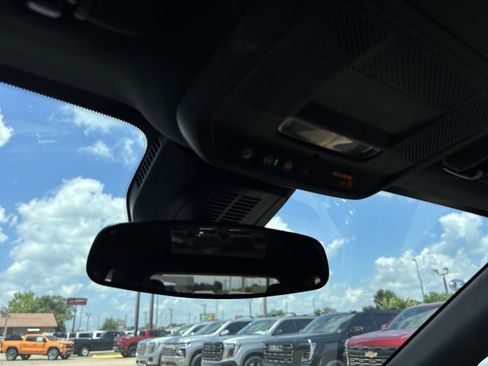 Used 2025 Chevrolet Equinox ACTIV FWD image 38