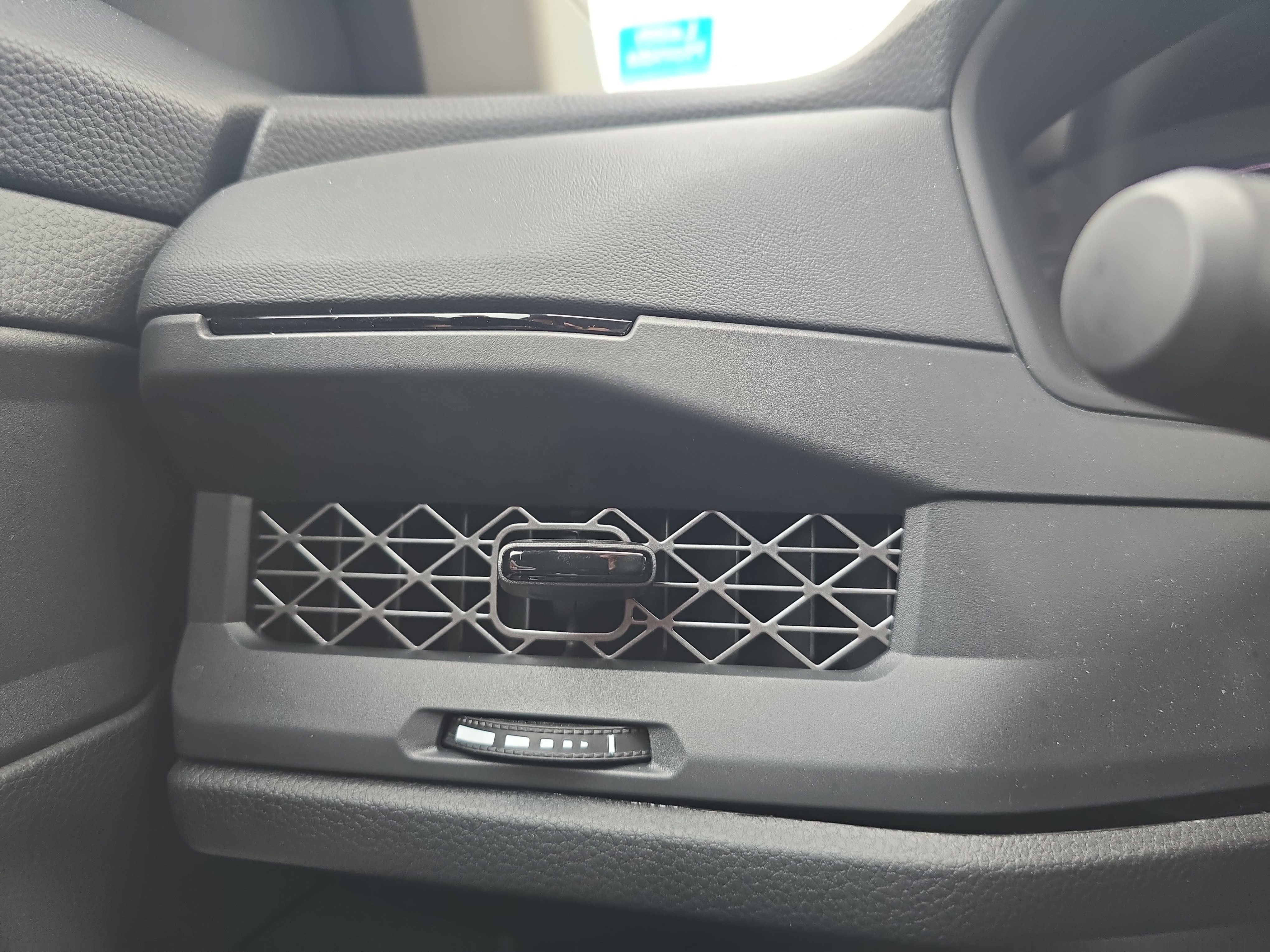 New 2025 Honda Accord LX image 24