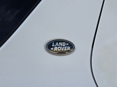New 2025 Land Rover Discovery Sport S image 12