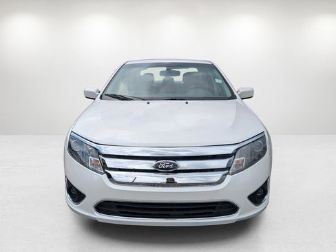 Used 2012 Ford Fusion SEL image 2