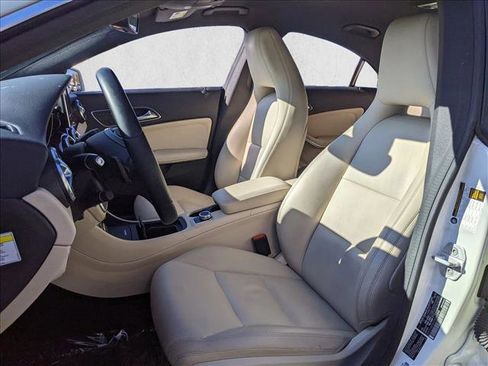 Used 2014 Mercedes-Benz CLA 250 image 15